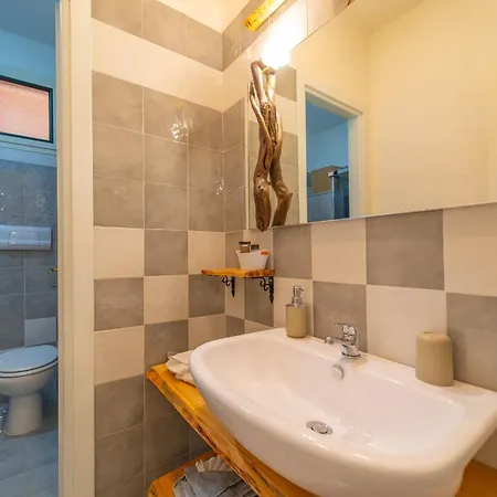 Brorent Fima Jazz A 100 Passi Dallaeroporto Apartament *