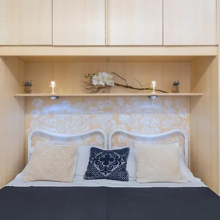 Brorent Fima Jazz A 100 Passi Dallaeroporto Apartament *