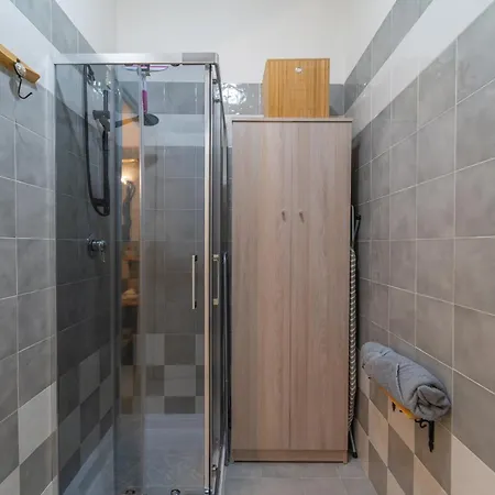 Apartament Brorent Fima Jazz A 100 Passi Dallaeroporto *